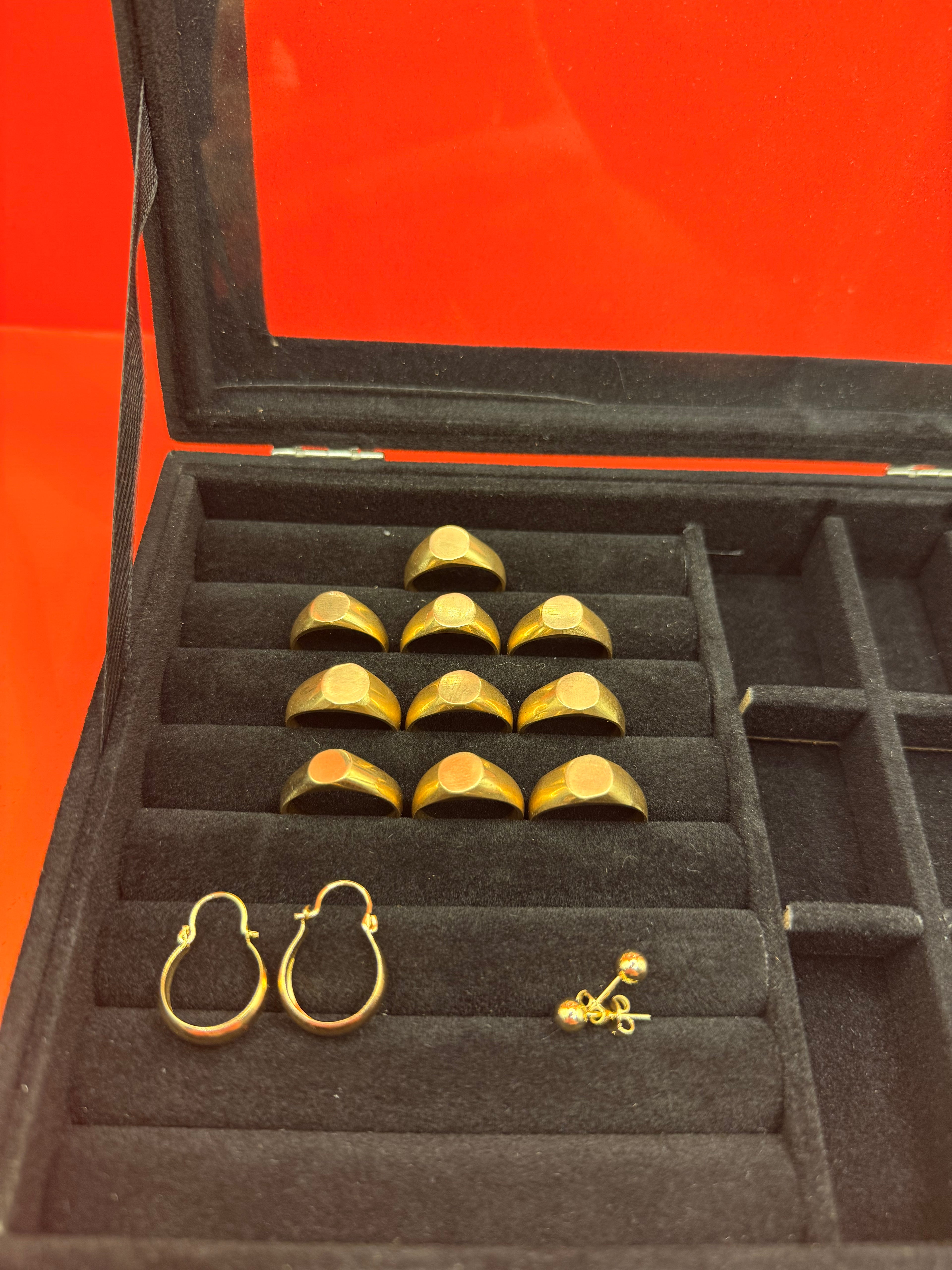 Pack Emprendedor Anillos Sello 18K + Aros de Regalo 🎁 | Joyas Majinn